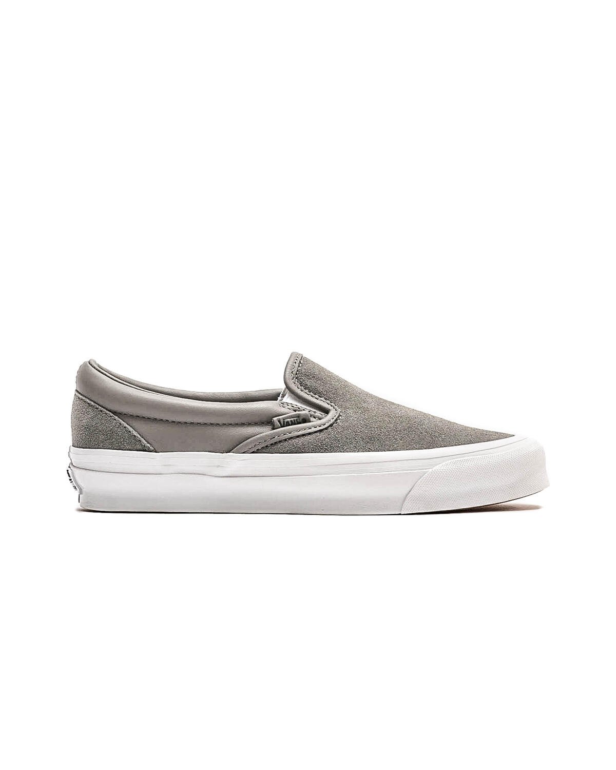 White and grey slip hotsell on vans